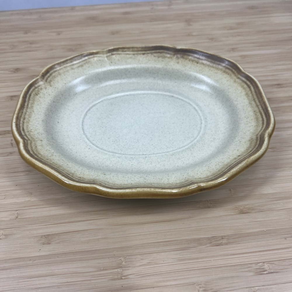 Vintage MIKASA Under Plate‎ - 8.5 in. Oval - Made in Japan - E 8000